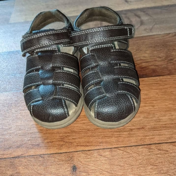 Other - Boys Fisherman Sandals Size 11c Toddlers Brown